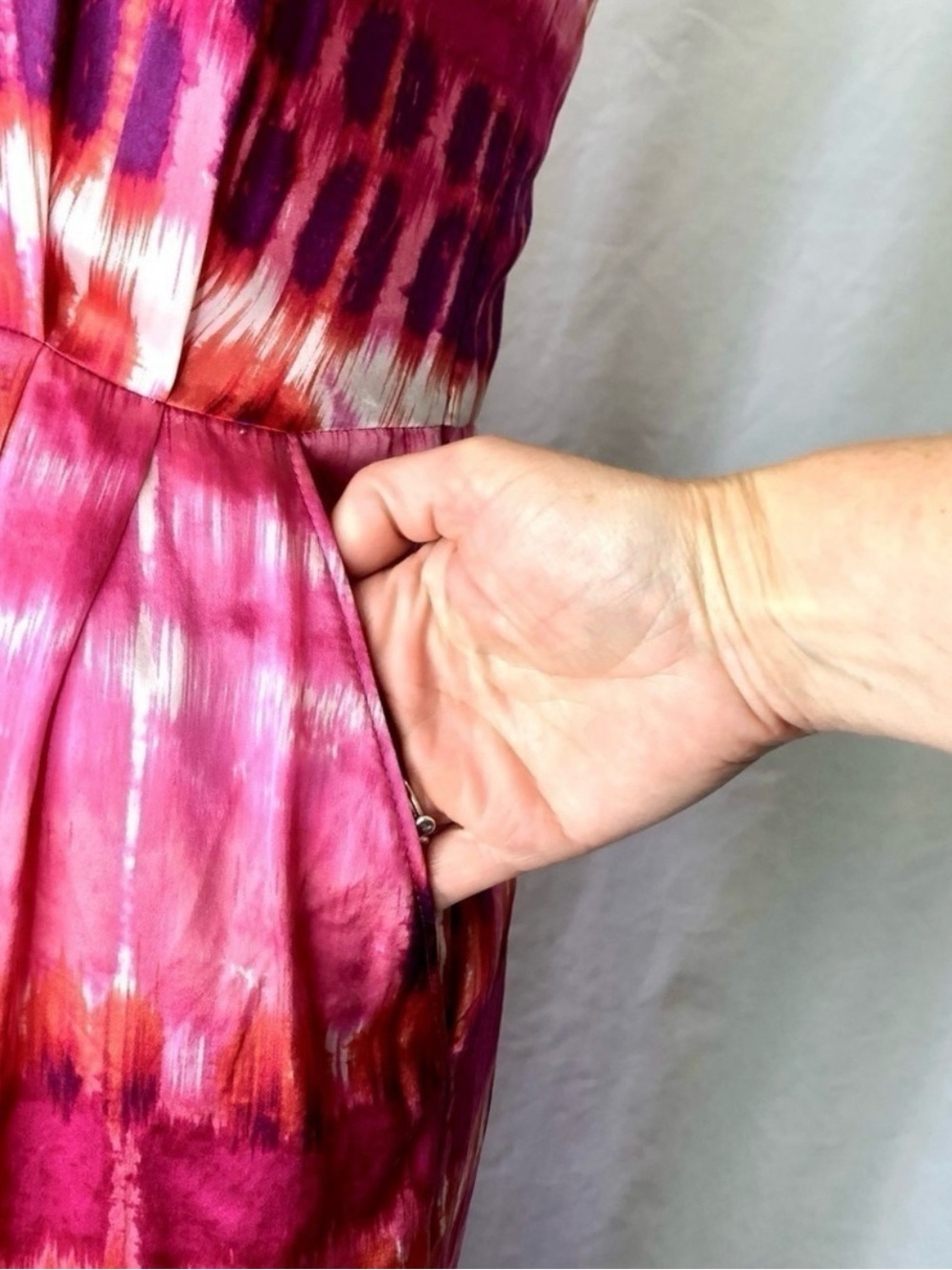 100% Silk Twist Strap Ikat Dress w/Pockets Sz 0 - Picture 5 of 7